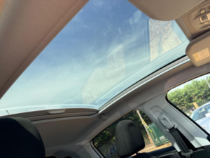 2018 Peugeot 208 1.2 Puretech Allure Premium Euro 6 (s/s) 5dr in White — image 3