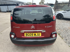 2009 Citroen C3 Picasso 1.4 Vti Exclusive in Red — image 5