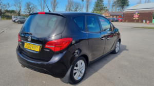 2011 Vauxhall Meriva 1.4 T 16v Se in Black — image 2