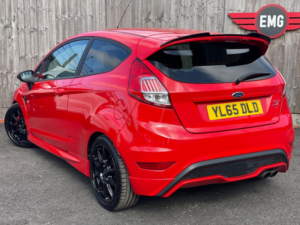 2016 Ford Fiesta 1.6t Ecoboost St-2 Euro 6 3dr in Red — image 2