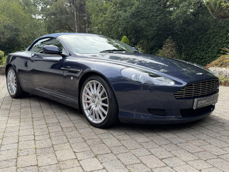 2007 Aston Martin Db9 5.9 in Blue — image 1