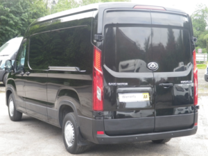 2023 Maxus Deliver 9 2.0 D20 in Black — image 5