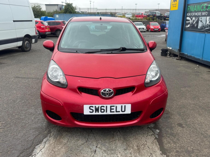 2011 Toyota Aygo 1.0 Vvt-I Ice Euro 5 5dr in Red — image 1