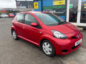 2011 Toyota Aygo 1.0 Vvt-I Ice Euro 5 5dr in Red — image 2