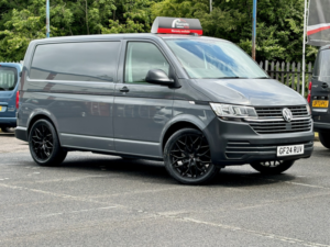 2024 Volkswagen Transporter 2.0 Tdi T28 Startline in Grey — image 4