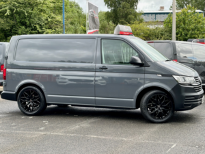 2024 Volkswagen Transporter 2.0 Tdi T28 Startline in Grey — image 5