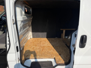2014 Vauxhall Vivaro 2.0 2900 Cdti Sportive Fwd L3 4dr in White — image 5