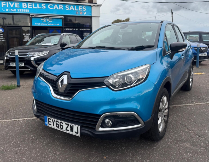 2016 Renault Captur 0.9 Tce Energy Expression + Euro 6 (s/s) 5dr in Blue — image 1