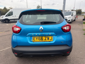 2016 Renault Captur 0.9 Tce Energy Expression + Euro 6 (s/s) 5dr in Blue — image 4