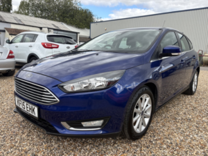 2015 Ford Focus 1.5 T Ecoboost Titanium in Blue — image 5
