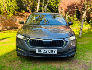 2022 Skoda Octavia 2.0 Tdi Se Technology Estate 5dr Diesel DSG Euro 6 (s/s) (116 Ps) in Grey — image 4
