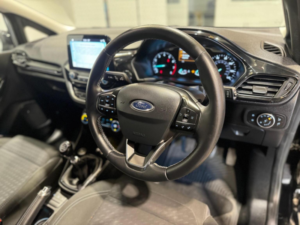 2020 Ford Fiesta 1.0t Ecoboost Titanium Euro 6 (s/s) 5dr in Black — image 3