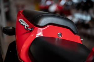 2002 Honda Cbr900rr Fireblade *superb Condition* in Red — image 4