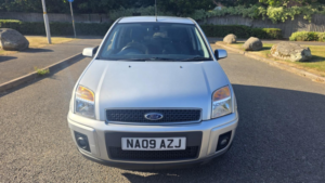 2009 Ford Fusion 1.6 Plus in Silver — image 2