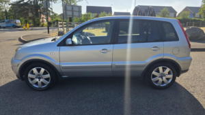2009 Ford Fusion 1.6 Plus in Silver — image 4