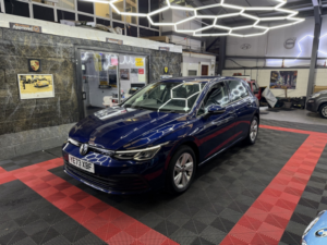 2023 Volkswagen Golf 1.5 Tsi Life in Blue — image 6