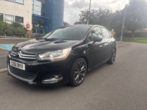 2011 Citroen C4 1.6 E-Hdi Airdream Exclusive Hatchback 5dr Diesel Egs6 Euro 5 (s/s) (110 Ps) in Black — image 4