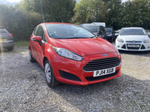 2014 Ford Fiesta 1.3 Style in Red — image 2