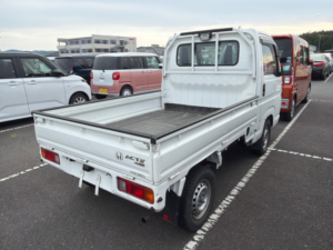 2014 Honda Acty Pick Up Sdx 4WD in White — image 3