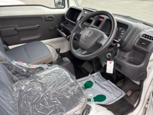 2014 Honda Acty Pick Up Sdx 4WD in White — image 6