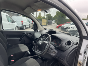 2017 Renault Kangoo 1.5 Ml19 Energy Dci 75 Business Euro 6 in White — image 3