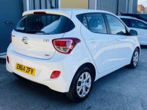 2015 Hyundai I10 1.2 Se in White — image 3