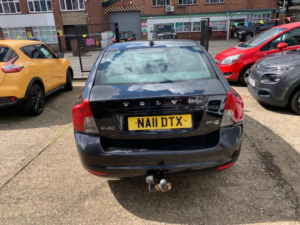 2011 Volvo S40 1.6d Drive Se Euro 5 (s/s) 4dr in Black — image 6
