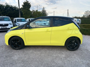 2016 Toyota Aygo 1.0 Vvt-I X-Cite 3 Yellow Bi-Tone in Yellow — image 4