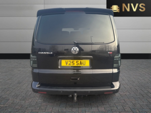 2007 Volkswagen Caravelle 2.5 Tdi Pure Drive Executive in Black — image 6
