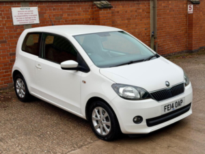 2014 Skoda Citigo 1.0 Mpi Greentech Elegance Euro 5 (s/s) 3dr in White — image 2