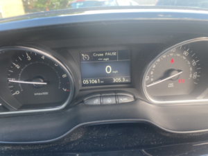 2018 Peugeot 2008 1.2 Puretech Allure Premium in Grey — image 4