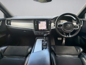 2018 Volvo V90 2.0 R-Design D4 in Grey — image 3