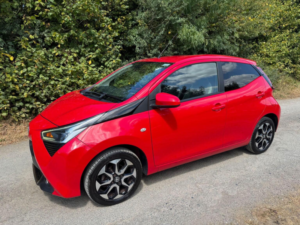 2018 Toyota Aygo 1.0 Vvt-I X-Plore Euro 6 5dr in Red — image 2