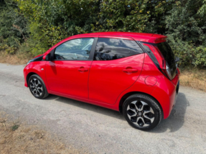 2018 Toyota Aygo 1.0 Vvt-I X-Plore Euro 6 5dr in Red — image 4