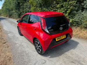 2018 Toyota Aygo 1.0 Vvt-I X-Plore Euro 6 5dr in Red — image 5