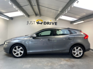 2016 Volvo V40 2.0 D2 Se Lux Nav Hatchback 5dr Diesel Manual Euro 6 (s/s) (120 Ps) in Grey — image 3