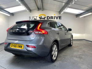 2016 Volvo V40 2.0 D2 Se Lux Nav Hatchback 5dr Diesel Manual Euro 6 (s/s) (120 Ps) in Grey — image 6