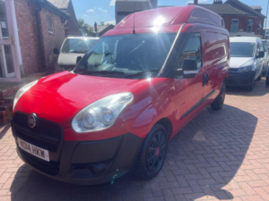 2014 Fiat Doblo 1.6 Jtd Multijet 16v L1 H1 4dr in Red — image 2