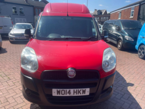 2014 Fiat Doblo 1.6 Jtd Multijet 16v L1 H1 4dr in Red — image 5