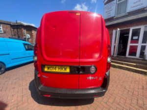 2014 Fiat Doblo 1.6 Jtd Multijet 16v L1 H1 4dr in Red — image 6