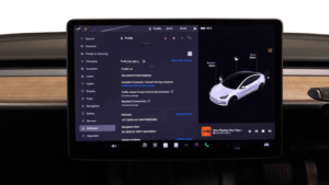 2022 Tesla Model 3 in White — image 5