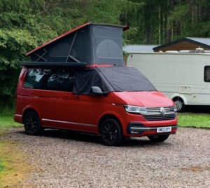 2022 Volkswagen California 2.0 Tdi Ocean in Red — image 3