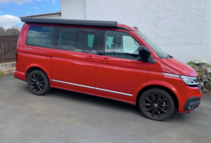 2022 Volkswagen California 2.0 Tdi Ocean in Red — image 4