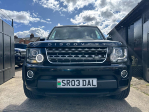 2014 Land Rover Discovery 4 3.0 Sd V6 Xs Station Wagon Auto 4WD (s/s) 5dr in Other — image 3