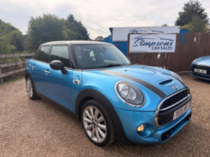 2015 MINI Hatch