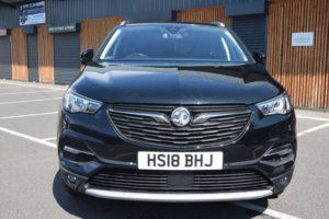 2018 Vauxhall Grandland X 1.2 Turbo Sport Nav Euro 6 (s/s) 5dr in Black — image 2