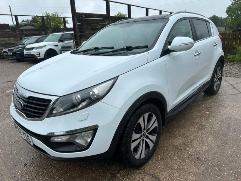 2013 Kia Sportage 1.7 Crdi Ecodynamics 3 in White — image 1