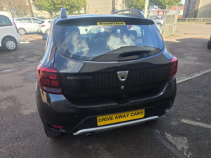 2017 Dacia Sandero Stepway 0.9 Stepway Ambiance Tce 90 in Black — image 4
