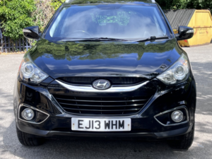 2013 Hyundai Ix35 1.7 Crdi Premium SUV 5dr Diesel Manual Euro 5 (s/s) (115 Ps) in Black — image 2