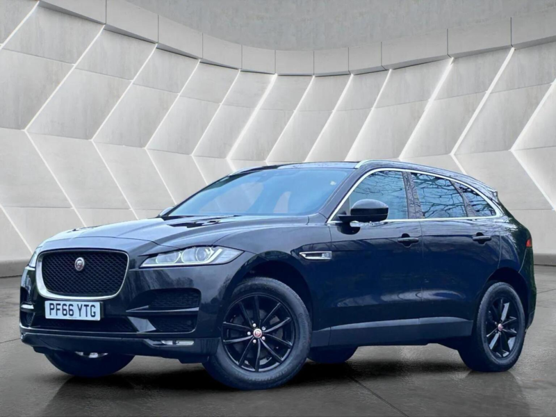 2017 Jaguar F-Pace 2.0 D180 Prestige Auto AWD Euro 6 (s/s) 5dr in Black — image 1